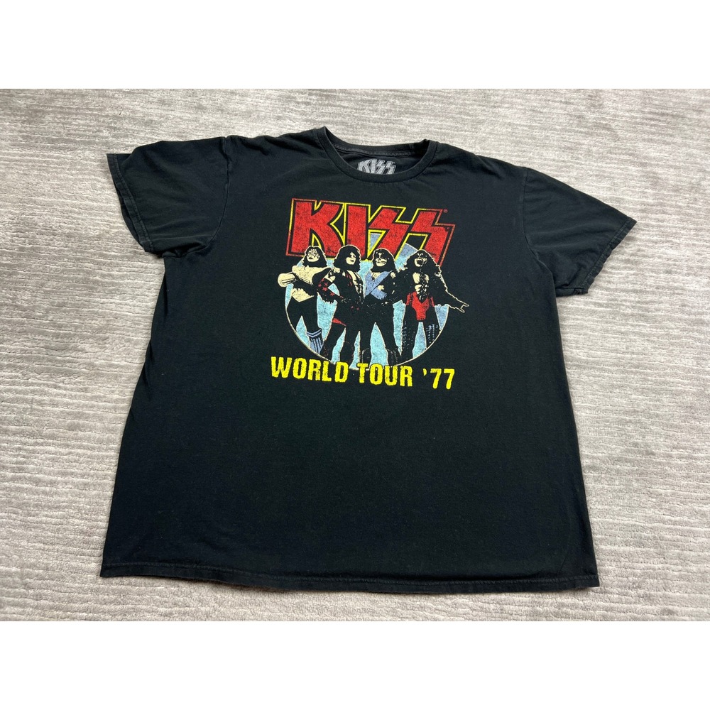 KISS T-Shirt Mens XL Black World Tour 77 Graphic Short Sleeve Cotton Rock Band
